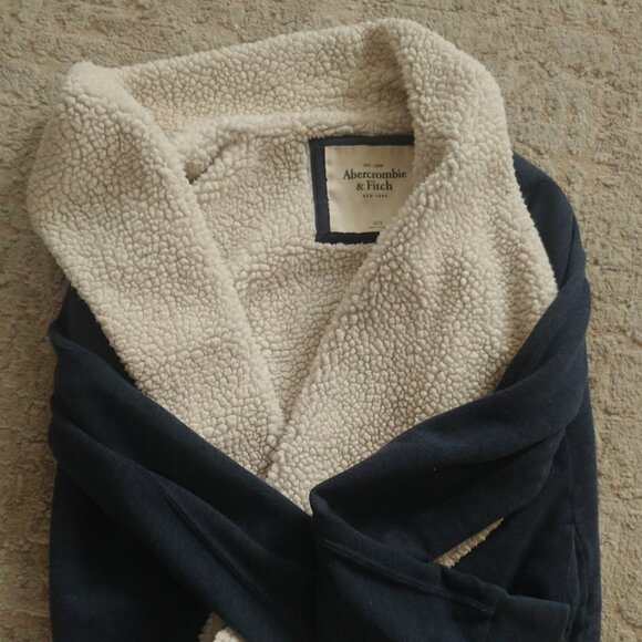 Y2K Abercrombie & Fitch navy blue shawl size XS/S - Picture 5 of 9